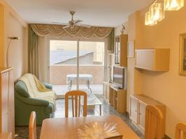 Piso en venta en Olot photo 0