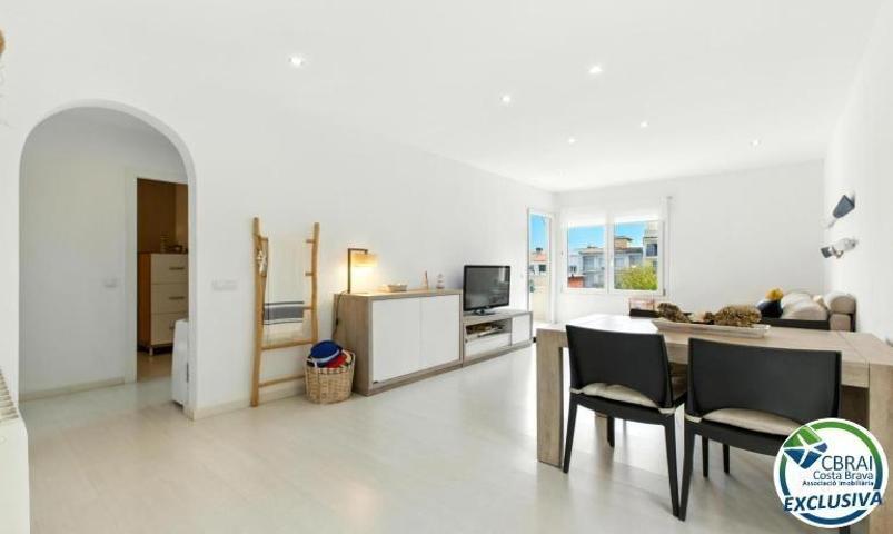 Apartamento en venta en Empuriabrava, Port Emporda photo 0