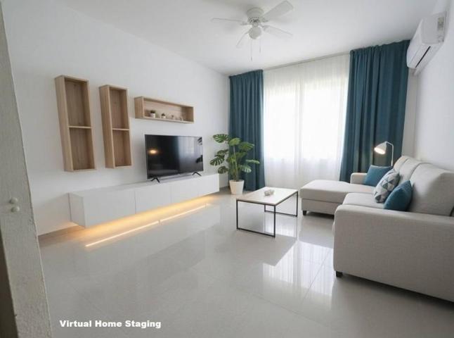 Apartamento en venta en Estepona, Centro - Casco Urbano photo 0