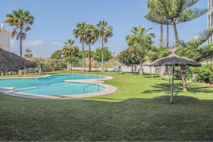 Apartamento en venta en Estepona, Seghers photo 0