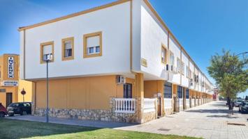 Adosada en venta en Badajoz, Ctra de Sevilla - Ronda sur photo 0