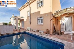 Casa en venta en Jun, Vega de granada zona noroeste photo 0