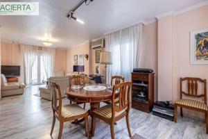 Casa en venta en Jun, Vega de granada zona noroeste photo 0