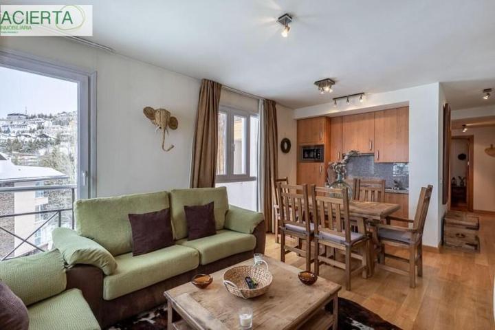 Piso en venta en Monachil, SIERRA NEVADA photo 0