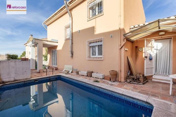 Casa en venta en Jun, Vega de granada zona noroeste photo 0