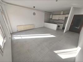 Piso en venta en Sant Celoni, CENTRO photo 0