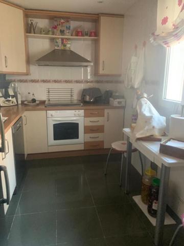 Piso en venta en Córdoba, Av. Barcelona - Viñuela - Rescatado photo 0