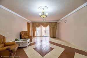Apartamento en venta en Valencia, Torrefiel photo 0