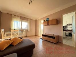 Piso en venta en Girona photo 0