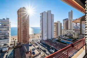 Apartamento en venta en Benidorm, Levante photo 0