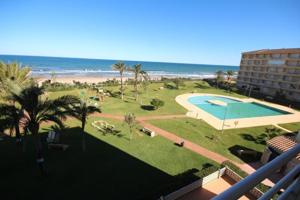 Apartamento en venta en Denia, Deveses Playa photo 0