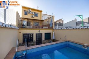 Adosada en venta en Pulianas, Vega de granada zona noroeste photo 0