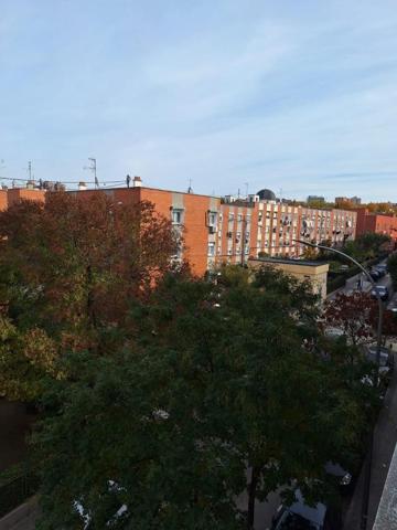 Piso en venta en Madrid, San diego photo 0