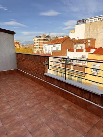 Aticos en venta en Madrid, Arganzuela - Delicias photo 0