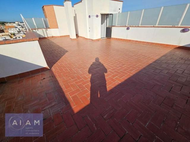 Duplex en venta en Malgrat de Mar, Pabellon municipal germans margall photo 0