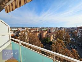 Duplex en venta en Malgrat de Mar, Pabellon municipal germans margall photo 0