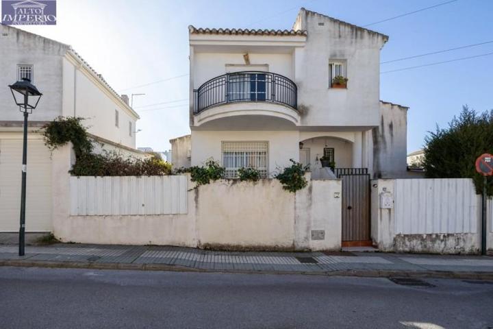 Chalet en venta en Albolote, Loma verde photo 0