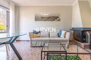 Adosada en venta en Torredembarra, Sant Jordi-Babilonia photo 0