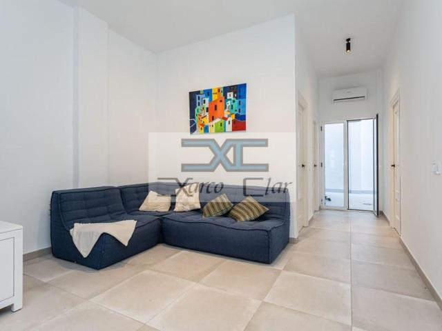 Planta baja en venta en Valencia photo 0