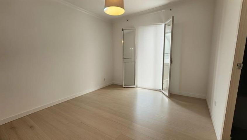 Piso en venta en Madrid, Abrantes photo 0