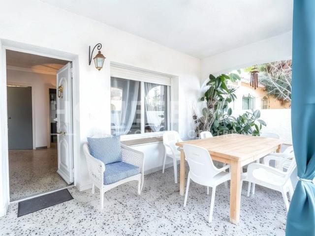 Casa en venta en Roses photo 0