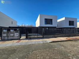 Bungalow en venta en Sotragero, Castilla y leon photo 0