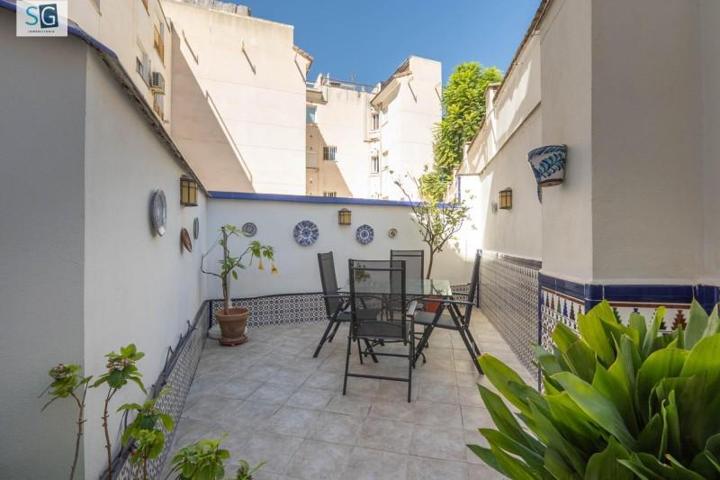 Piso en venta en Granada, Camino de ronda photo 0