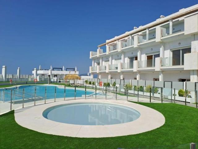 Apartamento en venta en Rincón de la Victoria, Torre De Benagalbon photo 0