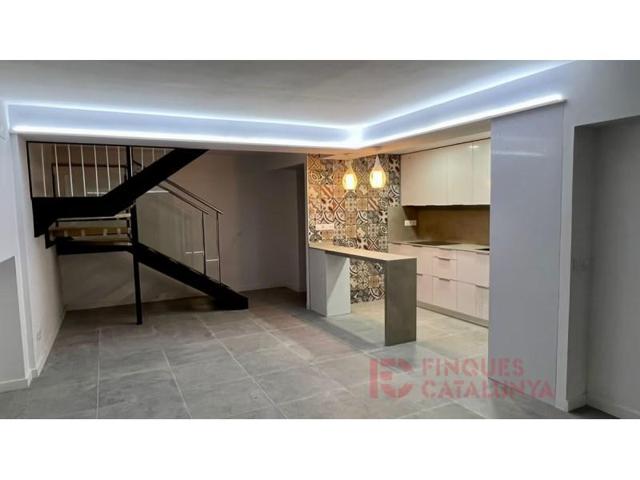 Planta baja en venta en Girona photo 0