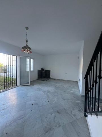 Adosada en venta en Vejer de la Frontera, Costa de la luz photo 0