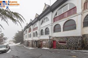 Casa en venta en Monachil, SIERRA NEVADA photo 0
