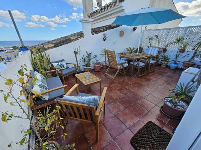 Apartamento en venta en Manilva, Puerto de la Duquesa photo 0