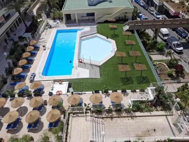 Apartamento en venta en Torremolinos, Centro photo 0