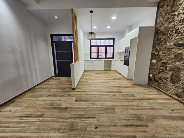 Casa en venta en Malgrat de Mar, Platja centre photo 0