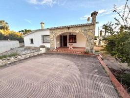 Chalet en venta en Denia, Las Marinas photo 0