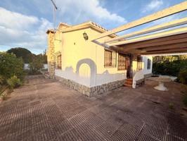 Chalet en venta en Denia, Las Marinas photo 0