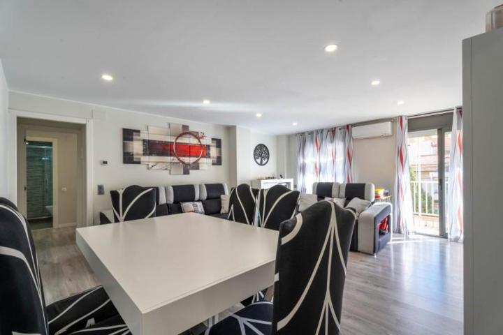 Piso en venta en Terrassa, Cementiri Vell photo 0