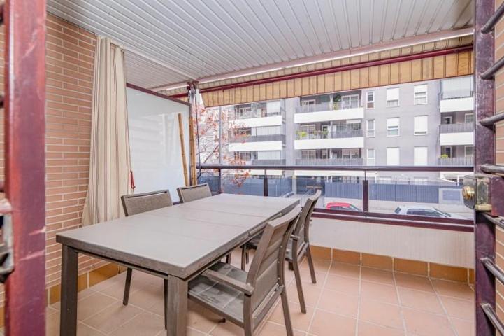 Piso en venta en Granada, Albayda photo 0