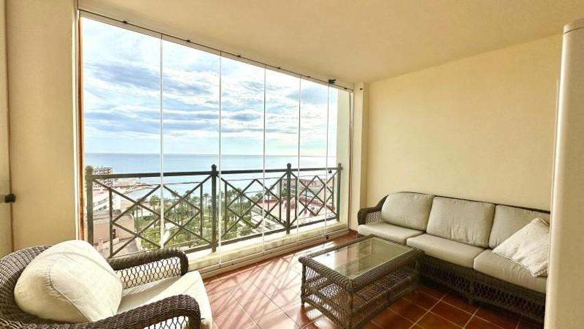 Apartamento en venta en Torrevieja photo 0