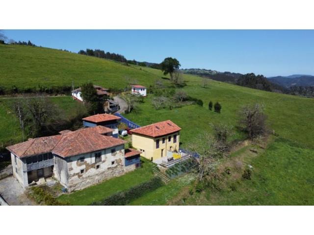 Casa en venta en Pravia photo 0