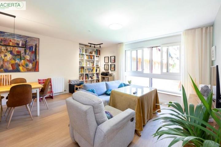 Piso en venta en Granada, Caleta photo 0