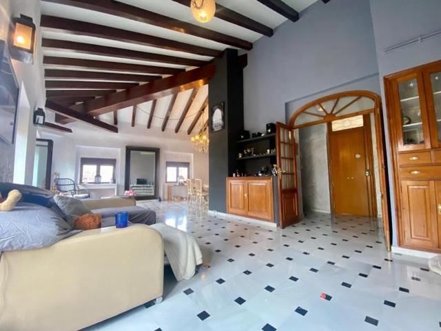 Piso en venta en Valencia, El Mercat photo 0