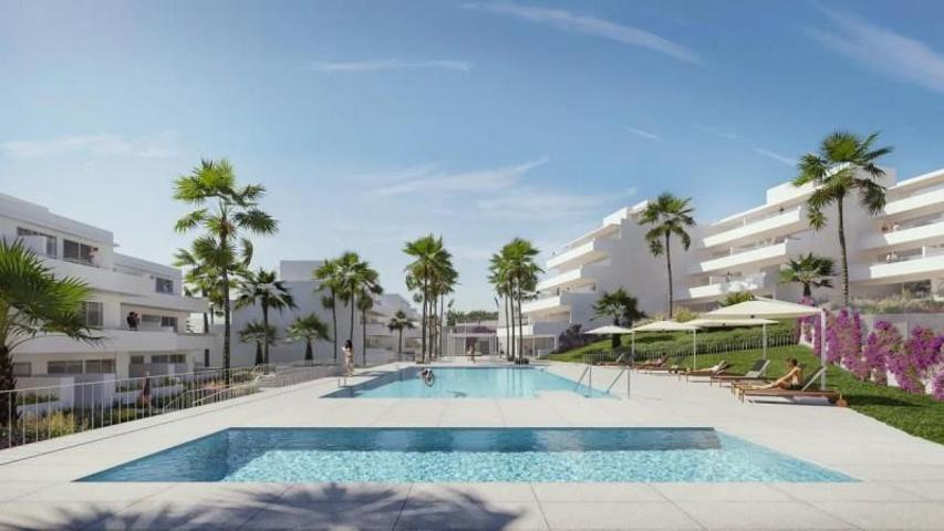 Apartamento en venta en Estepona photo 0