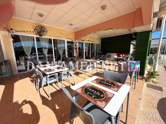 Local comercial en venta en Denia, Las Marinas photo 0