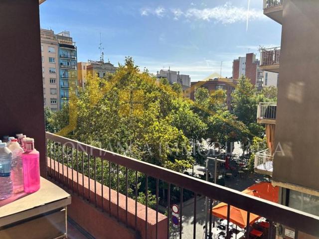 Piso en venta en Barcelona photo 0
