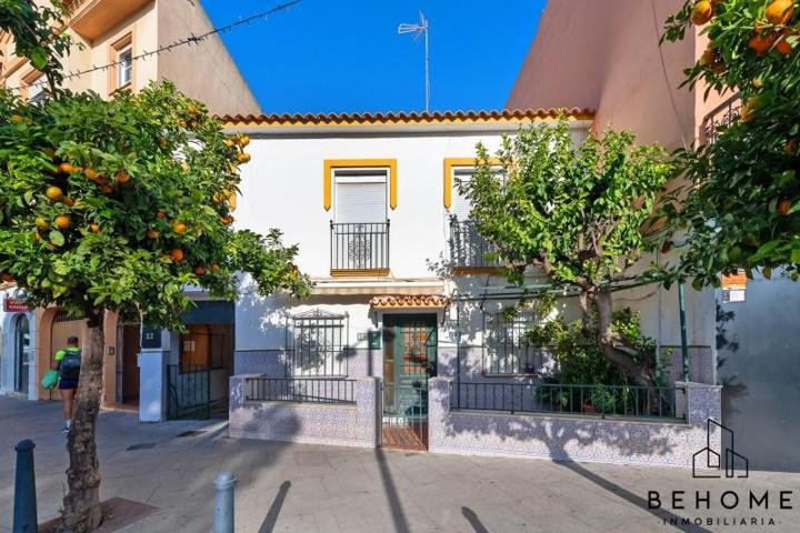 Casa en venta en Benalmádena, Arroyo de la Miel photo 0