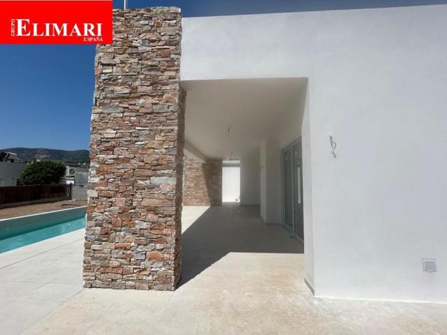 Chalet en venta en Alcanar, Alcanar-Platja - Urb. Montsia-Mar photo 0