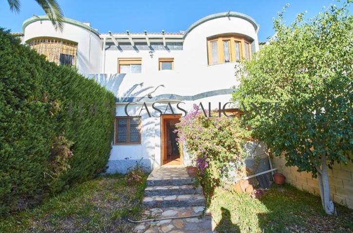 Adosada en venta en El Campello, Playa Muchavista photo 0