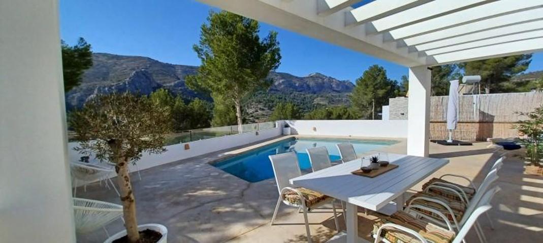 Chalet en venta en Pedreguer, Monte Solana photo 0