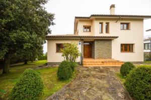 Chalet en venta en Santa Maria de Corcó, Cantonigros photo 0